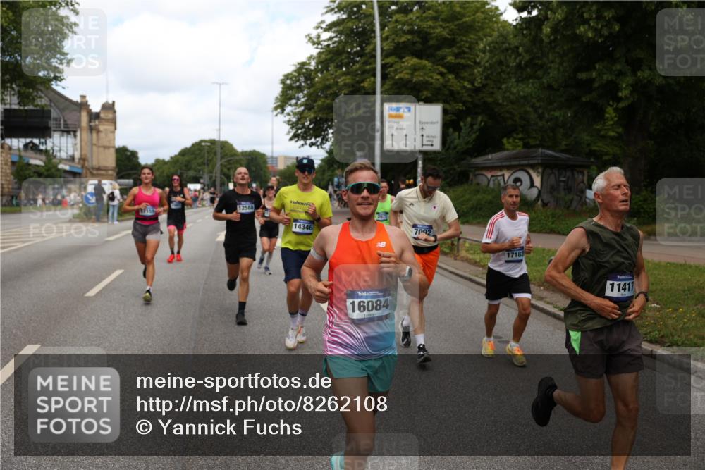 29.06.2025 - hella hamburg halbmarathon Yannick Fuchs http://msf.ph/oto/8262108 29.06.2025 10:36:27 20KM 1169, 1256, 1441, 1512, 1763, 1962, 2675, 5690, 5987, 6593, 7092, 7105, 7116, 8694, 9365, 10415, 11417, 12588, 13196, 13714, 14275, 14346, 15521, 15623, 15654, 15846, 15935, 16084, 16281, 17159, 17182, 17882, 17926, 18772, 19046 meine-sportfotos.de
