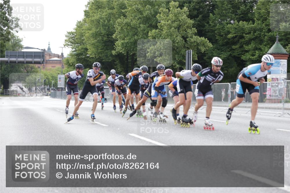 29.06.2025 - hella hamburg halbmarathon Jannik Wohlers http://msf.ph/oto/8262164 29.06.2025 08:49:59 Lombardsbrücke  meine-sportfotos.de