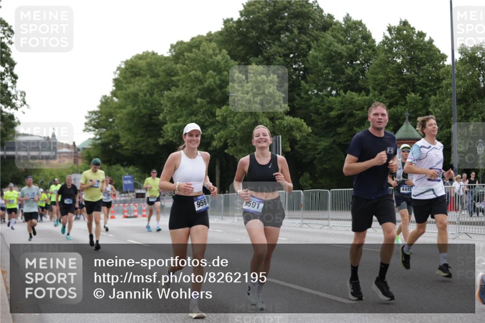 29.06.2025 - hella hamburg halbmarathon Jannik Wohlers http://msf.ph/oto/8262195 29.06.2025 10:32:55 Lombardsbrücke 1764, 1995, 2038, 2054, 2085, 2838, 3341, 3812, 4164, 4445, 5180, 5581, 5917, 6773, 7705, 8595, 9289, 9591, 9592, 9750, 9780, 11229, 11713, 11826, 12039, 12812, 12813, 13339, 14085, 15091, 15815, 15885, 15964, 16246, 16270, 16391, 17135, 18742, 18743, 18951 meine-sportfotos.de