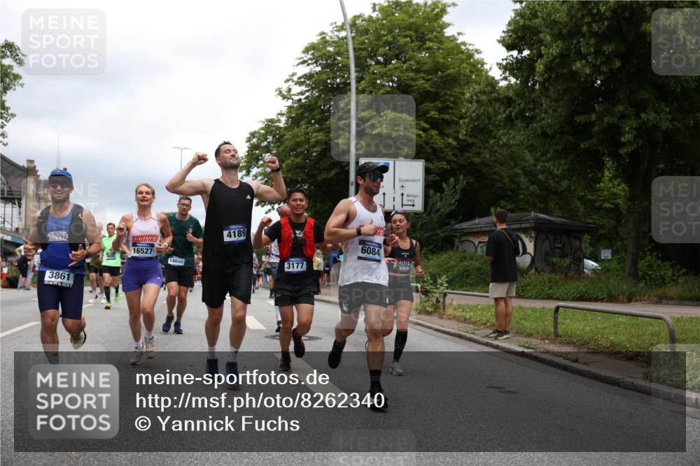 29.06.2025 - hella hamburg halbmarathon Yannick Fuchs http://msf.ph/oto/8262340 29.06.2025 10:48:41 20KM 1125, 1327, 1410, 1496, 1506, 1628, 2119, 2474, 2561, 2771, 2884, 2955, 3041, 3177, 3652, 3791, 3794, 3861, 3945, 4029, 4189, 4231, 4938, 5319, 6082, 6084, 6433, 6443, 6581, 6587, 6723, 8449, 8487, 8514, 8698, 8772, 8973, 9012, 9060, 9227, 10191, 10192, 10263, 10368, 10376, 11184, 11333, 11499, 11747, 11797, 11799, 11976, 12186, 12489, 12961, 13297, 13988, 14036, 14175, 14592, 14638, 14660, 14948, 15389, 15408, 15524, 15879, 16047, 17842, 18380 meine-sportfotos.de