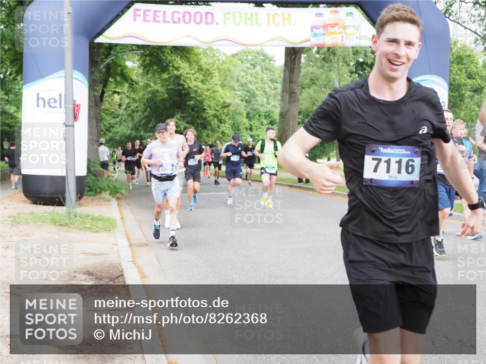 29.06.2025 - hella hamburg halbmarathon MichiJ http://msf.ph/oto/8262368 29.06.2025 10:30:05 Zwischen KM18-KM19 1631, 1962, 4871, 5387, 5436, 6721, 7116, 9547, 12434, 17177, 18004, 18491 meine-sportfotos.de