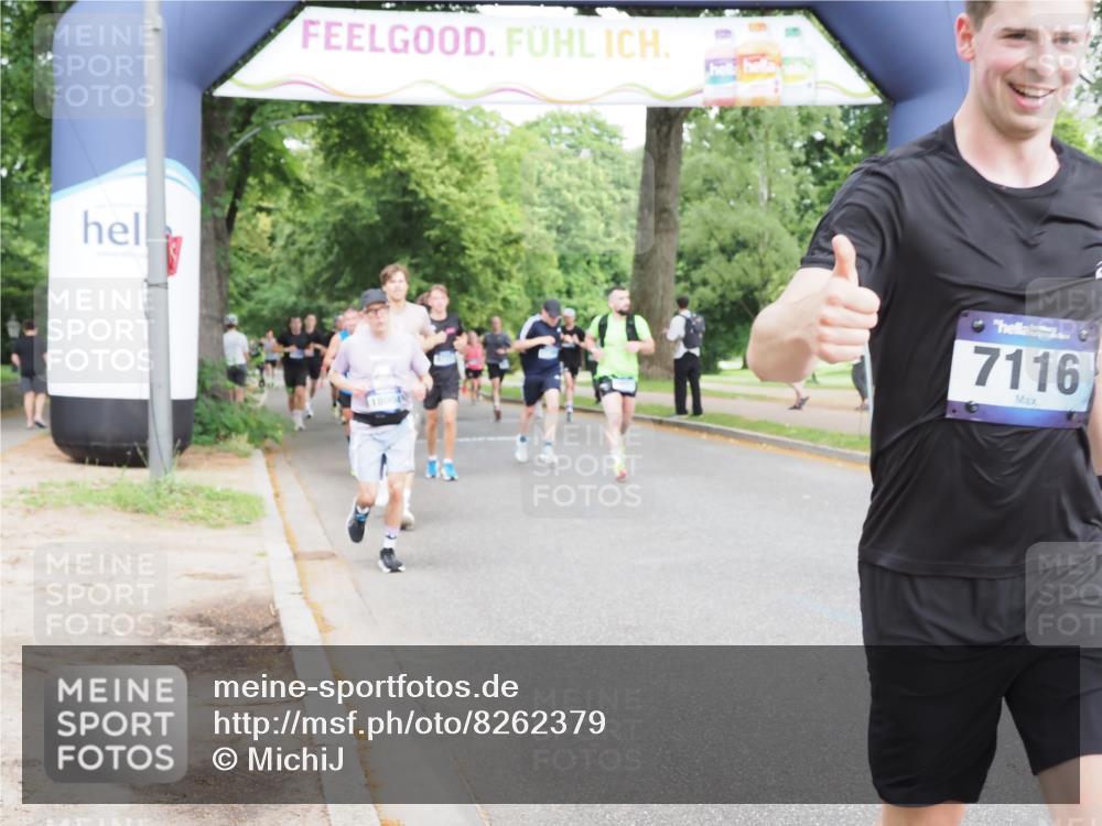 29.06.2025 - hella hamburg halbmarathon MichiJ http://msf.ph/oto/8262379 29.06.2025 10:30:05 Zwischen KM18-KM19 1631, 1962, 4871, 5387, 5436, 6721, 7116, 9547, 12434, 17177, 18004, 18491 meine-sportfotos.de