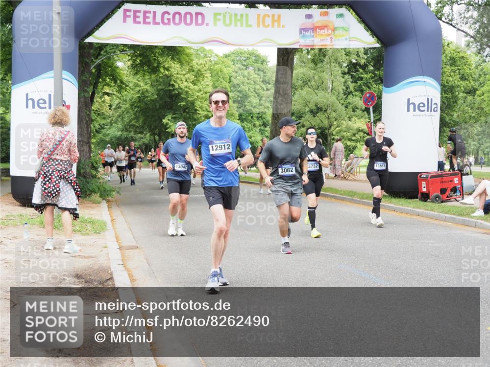 29.06.2025 - hella hamburg halbmarathon MichiJ http://msf.ph/oto/8262490 29.06.2025 10:54:04 Zwischen KM18-KM19 1729, 3062, 3225, 4066, 6453, 8909, 11755, 12005, 12912, 13042, 13732, 13857 meine-sportfotos.de