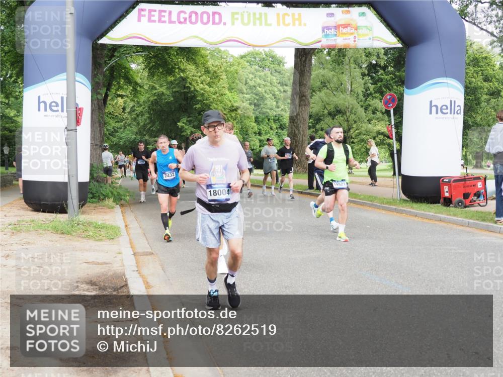 29.06.2025 - hella hamburg halbmarathon MichiJ http://msf.ph/oto/8262519 29.06.2025 10:30:06 Zwischen KM18-KM19 1631, 1962, 4871, 5387, 5436, 6721, 7116, 9547, 12434, 15521, 15623, 17177, 18004, 18491 meine-sportfotos.de