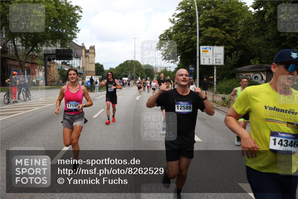 29.06.2025 - hella hamburg halbmarathon Yannick Fuchs http://msf.ph/oto/8262529 29.06.2025 10:36:28 20KM 1169, 1256, 1441, 1512, 1763, 1962, 2675, 5682, 5690, 5987, 6593, 6639, 7092, 7105, 7116, 8694, 9365, 10415, 11417, 12588, 13196, 13714, 14275, 14346, 15521, 15623, 15654, 15846, 15935, 16084, 16281, 17159, 17182, 17926, 18772, 19046 meine-sportfotos.de