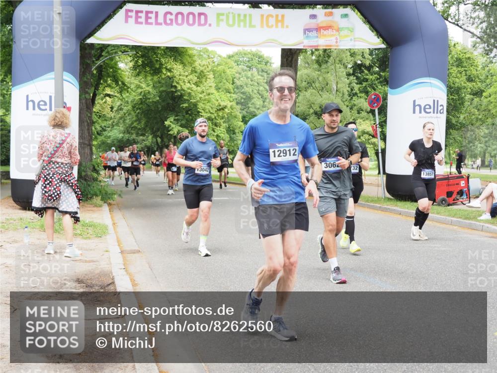 29.06.2025 - hella hamburg halbmarathon MichiJ http://msf.ph/oto/8262560 29.06.2025 10:54:04 Zwischen KM18-KM19 1729, 3062, 3225, 4066, 6453, 8909, 11755, 12005, 12912, 13042, 13732, 13857 meine-sportfotos.de