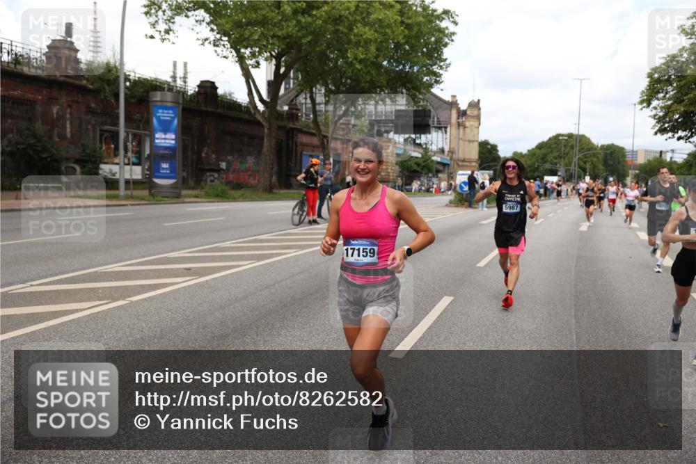 29.06.2025 - hella hamburg halbmarathon Yannick Fuchs http://msf.ph/oto/8262582 29.06.2025 10:36:29 20KM 1169, 1256, 1441, 1512, 1763, 1903, 1962, 2675, 5682, 5690, 5987, 6593, 6639, 7092, 7105, 7116, 7363, 8694, 9365, 10415, 11417, 12588, 13196, 13714, 14275, 14346, 15521, 15623, 15654, 15846, 15935, 16084, 16281, 17159, 17182, 17637, 17926, 18772, 19046 meine-sportfotos.de