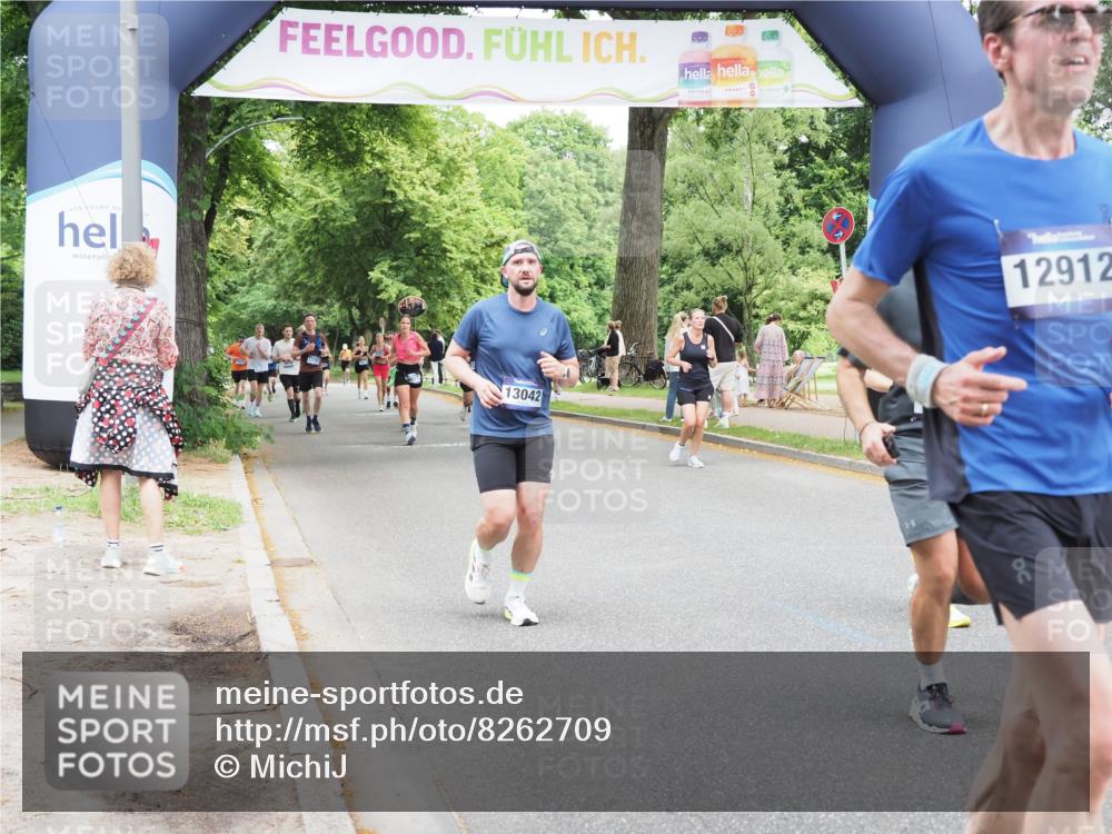 29.06.2025 - hella hamburg halbmarathon MichiJ http://msf.ph/oto/8262709 29.06.2025 10:54:05 Zwischen KM18-KM19 1729, 3062, 3225, 4066, 6453, 8909, 11755, 12005, 12912, 13042, 13732, 13857 meine-sportfotos.de