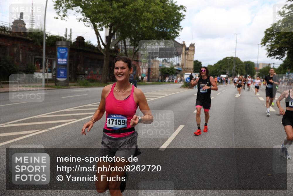 29.06.2025 - hella hamburg halbmarathon Yannick Fuchs http://msf.ph/oto/8262720 29.06.2025 10:36:29 20KM 1169, 1256, 1441, 1512, 1763, 1903, 1962, 2675, 5682, 5690, 5987, 6593, 6639, 7092, 7105, 7116, 7363, 8694, 9365, 10415, 11417, 12588, 13196, 13714, 14275, 14346, 15521, 15623, 15654, 15846, 15935, 16084, 16281, 17159, 17182, 17637, 17926, 18772, 19046 meine-sportfotos.de