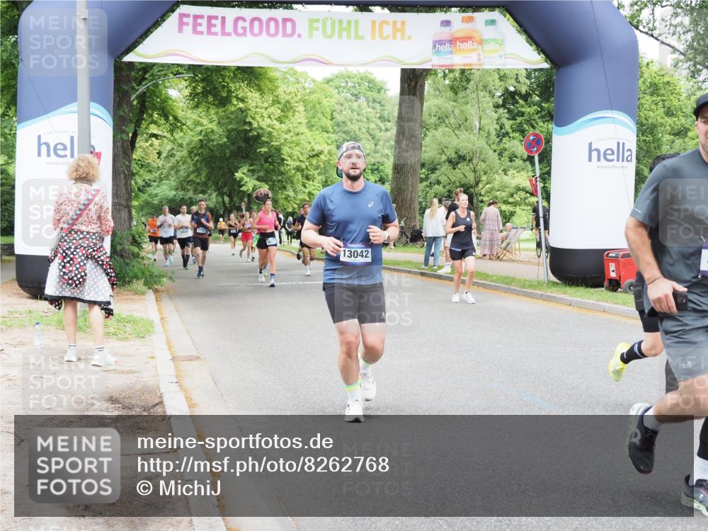 29.06.2025 - hella hamburg halbmarathon MichiJ http://msf.ph/oto/8262768 29.06.2025 10:54:06 Zwischen KM18-KM19 1729, 3062, 3225, 4066, 6453, 8909, 12005, 12912, 13042, 13732, 13857 meine-sportfotos.de