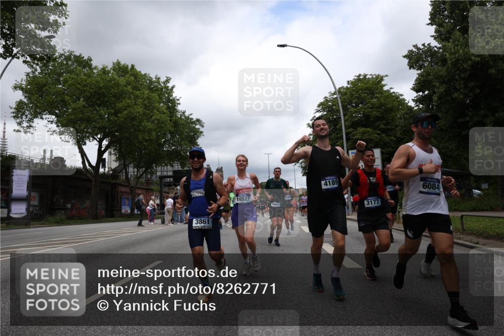29.06.2025 - hella hamburg halbmarathon Yannick Fuchs http://msf.ph/oto/8262771 29.06.2025 10:48:42 20KM 1125, 1327, 1410, 1496, 1506, 1628, 2119, 2474, 2561, 2771, 2884, 2955, 3041, 3177, 3652, 3791, 3794, 3861, 3945, 4029, 4189, 4231, 4938, 5319, 6082, 6084, 6433, 6443, 6587, 6723, 8449, 8487, 8514, 8698, 8772, 8973, 9012, 9060, 9227, 10191, 10192, 10263, 10368, 10376, 11184, 11333, 11499, 11747, 11797, 11799, 11976, 12186, 12489, 12526, 12961, 13297, 13988, 14036, 14175, 14592, 14638, 14660, 14948, 15389, 15408, 15524, 15879, 16047, 17842, 18380 meine-sportfotos.de
