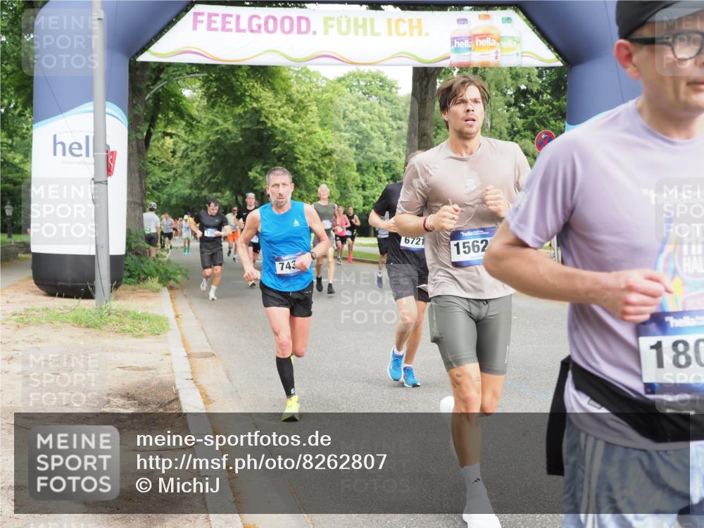29.06.2025 - hella hamburg halbmarathon MichiJ http://msf.ph/oto/8262807 29.06.2025 10:30:08 Zwischen KM18-KM19 1962, 5436, 6721, 7116, 7432, 9547, 11417, 12434, 15521, 15623, 17177, 18004, 18491 meine-sportfotos.de