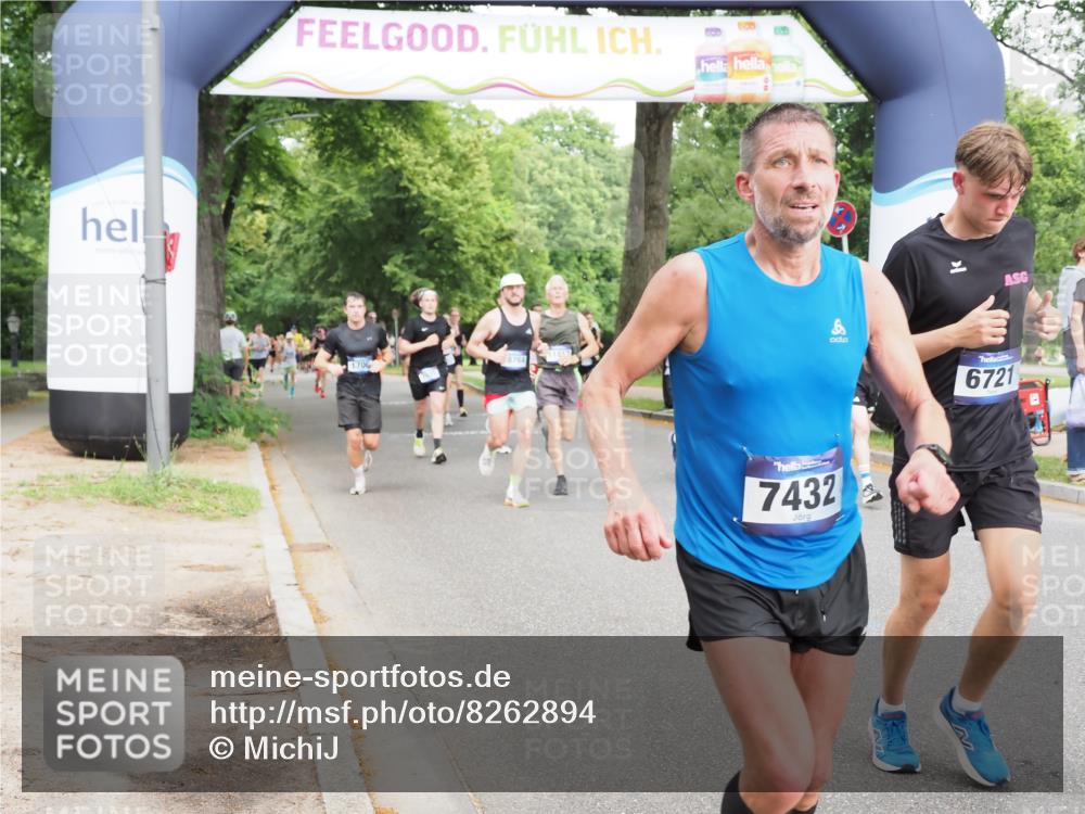 29.06.2025 - hella hamburg halbmarathon MichiJ http://msf.ph/oto/8262894 29.06.2025 10:30:09 Zwischen KM18-KM19 1570, 1962, 6550, 6721, 7035, 7116, 7432, 9547, 11417, 15247, 15521, 15623, 17177, 18004 meine-sportfotos.de