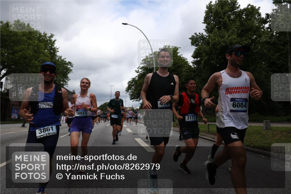 29.06.2025 - hella hamburg halbmarathon Yannick Fuchs http://msf.ph/oto/8262979 29.06.2025 10:48:42 20KM 1125, 1327, 1410, 1496, 1506, 1628, 2119, 2474, 2561, 2771, 2884, 2955, 3041, 3177, 3652, 3791, 3794, 3861, 3945, 4029, 4189, 4231, 4938, 5319, 6082, 6084, 6433, 6443, 6587, 6723, 8449, 8487, 8514, 8698, 8772, 8973, 9012, 9060, 9227, 10191, 10192, 10263, 10368, 10376, 11184, 11333, 11499, 11747, 11797, 11799, 11976, 12186, 12489, 12526, 12961, 13297, 13988, 14036, 14175, 14592, 14638, 14660, 14948, 15389, 15408, 15524, 15879, 16047, 17842, 18380 meine-sportfotos.de