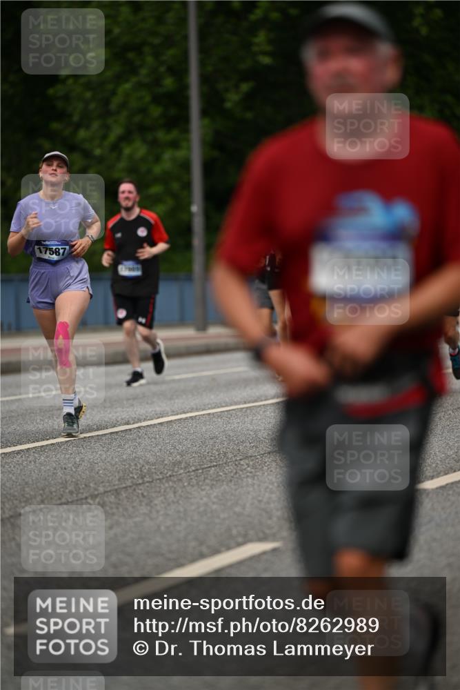 29.06.2025 - hella hamburg halbmarathon Dr. Thomas Lammeyer http://msf.ph/oto/8262989 29.06.2025 10:35:20 Kennedybrücke 1097, 1547, 1979, 2414, 2754, 2755, 2914, 3281, 3424, 3443, 4561, 4817, 5437, 5943, 6057, 6078, 6195, 6546, 6616, 6640, 6725, 6787, 7120, 7604, 7772, 8050, 8812, 8941, 9183, 10148, 10586 meine-sportfotos.de