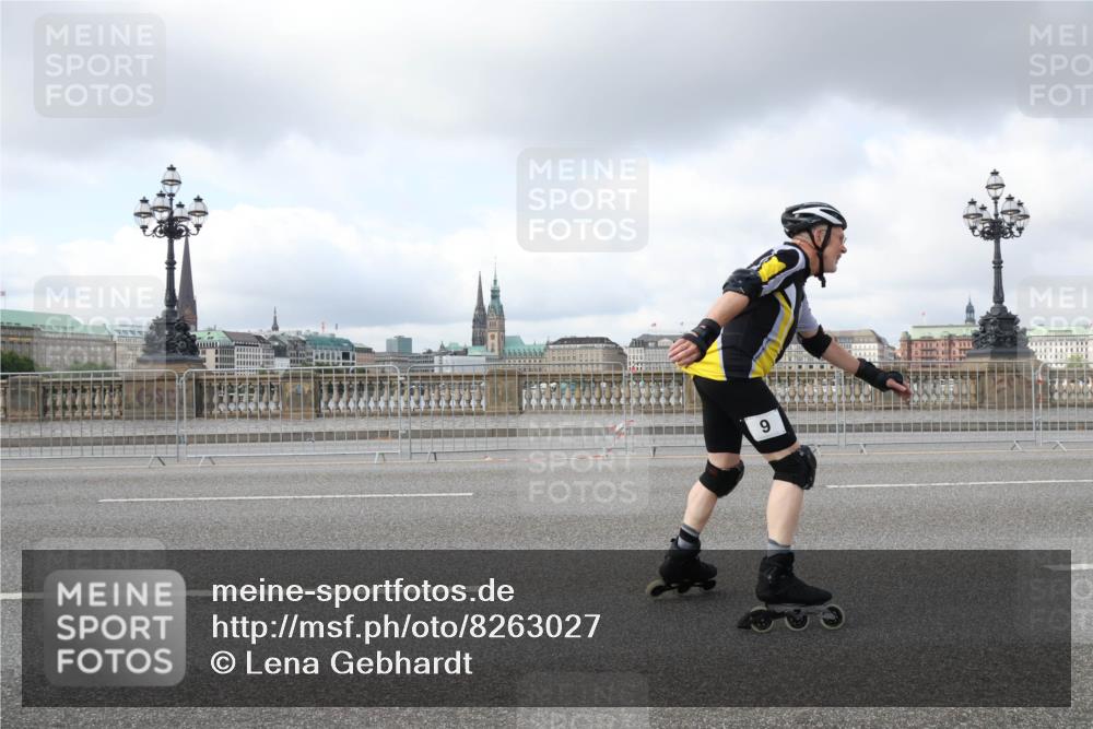 29.06.2025 - hella hamburg halbmarathon Lena Gebhardt http://msf.ph/oto/8263027 29.06.2025 09:03:47 Lombardsbrücke  meine-sportfotos.de