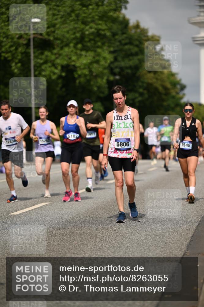 29.06.2025 - hella hamburg halbmarathon Dr. Thomas Lammeyer http://msf.ph/oto/8263055 29.06.2025 10:14:43 Kennedybrücke 1186, 1548, 1781, 2868, 5182, 5653, 5806, 8561, 8685, 9150, 9829, 10196, 11149 meine-sportfotos.de