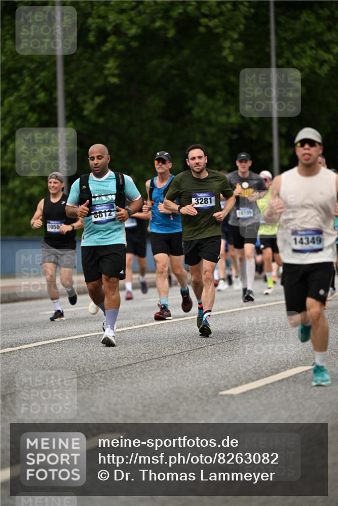 29.06.2025 - hella hamburg halbmarathon Dr. Thomas Lammeyer http://msf.ph/oto/8263082 29.06.2025 10:35:21 Kennedybrücke 1097, 1547, 1979, 2414, 2754, 2755, 2914, 3281, 3424, 3443, 4561, 4817, 5437, 5943, 6057, 6078, 6195, 6546, 6616, 6640, 6725, 6787, 7120, 7604, 7772, 8050, 8812, 8941, 9183, 10148, 10586 meine-sportfotos.de