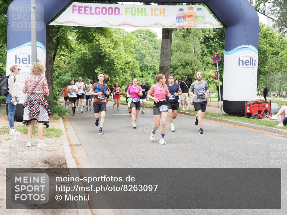 29.06.2025 - hella hamburg halbmarathon MichiJ http://msf.ph/oto/8263097 29.06.2025 10:54:09 Zwischen KM18-KM19 1729, 2628, 3062, 5605, 9007, 12912, 13042, 13732, 13857 meine-sportfotos.de