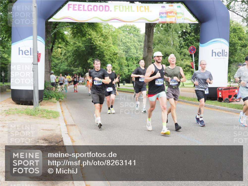 29.06.2025 - hella hamburg halbmarathon MichiJ http://msf.ph/oto/8263141 29.06.2025 10:30:10 Zwischen KM18-KM19 1570, 1700, 4823, 6550, 6721, 7035, 7116, 7432, 9547, 11417, 15247, 15521, 15623, 17177, 18004, 18772 meine-sportfotos.de