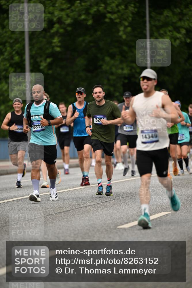 29.06.2025 - hella hamburg halbmarathon Dr. Thomas Lammeyer http://msf.ph/oto/8263152 29.06.2025 10:35:22 Kennedybrücke 1097, 1547, 1979, 2414, 2754, 2755, 2914, 3281, 3424, 3443, 4817, 5437, 5943, 6057, 6078, 6195, 6546, 6616, 6640, 6787, 7120, 7604, 7772, 8050, 8812, 8941, 9183, 10148, 10240, 10586, 11178 meine-sportfotos.de