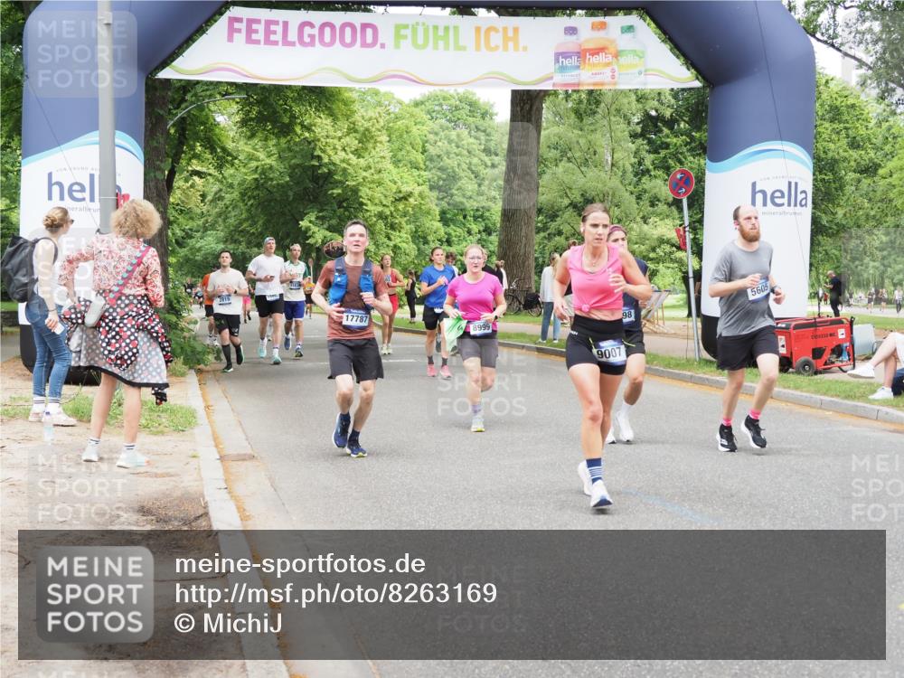 29.06.2025 - hella hamburg halbmarathon MichiJ http://msf.ph/oto/8263169 29.06.2025 10:54:10 Zwischen KM18-KM19 1729, 2628, 5605, 8398, 9007, 12912, 13042, 13732, 13857, 17787 meine-sportfotos.de