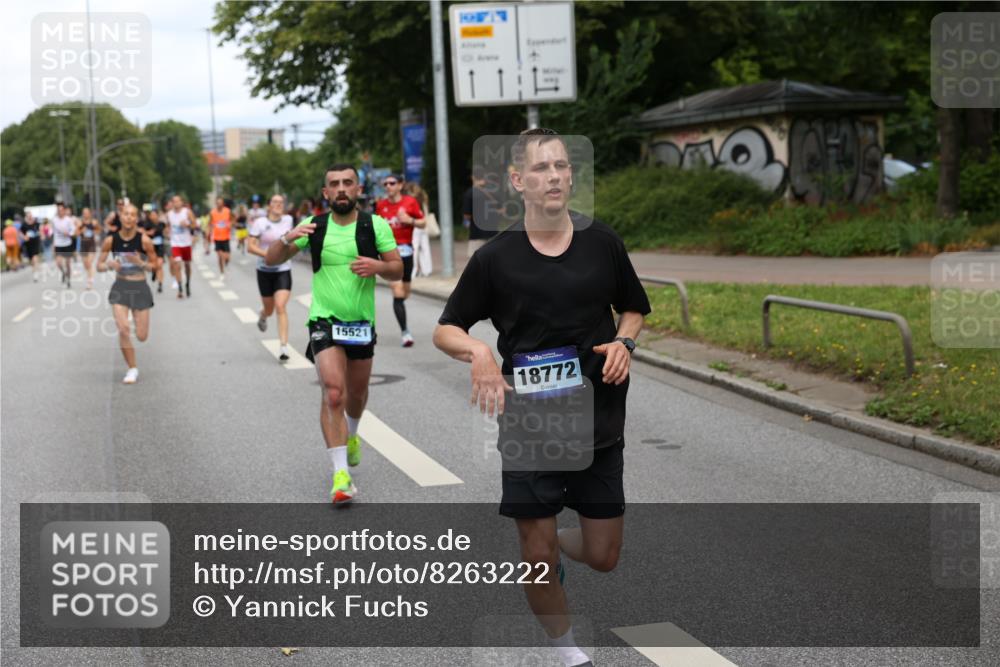 29.06.2025 - hella hamburg halbmarathon Yannick Fuchs http://msf.ph/oto/8263222 29.06.2025 10:36:31 20KM 1169, 1256, 1441, 1512, 1763, 1903, 1962, 2675, 3523, 5682, 5690, 5987, 6593, 6639, 7092, 7105, 7116, 7363, 8694, 9365, 10415, 11417, 12098, 12588, 13196, 13483, 14275, 14346, 15521, 15623, 15654, 15846, 15935, 16281, 17159, 17182, 17637, 17926, 18772, 19046 meine-sportfotos.de