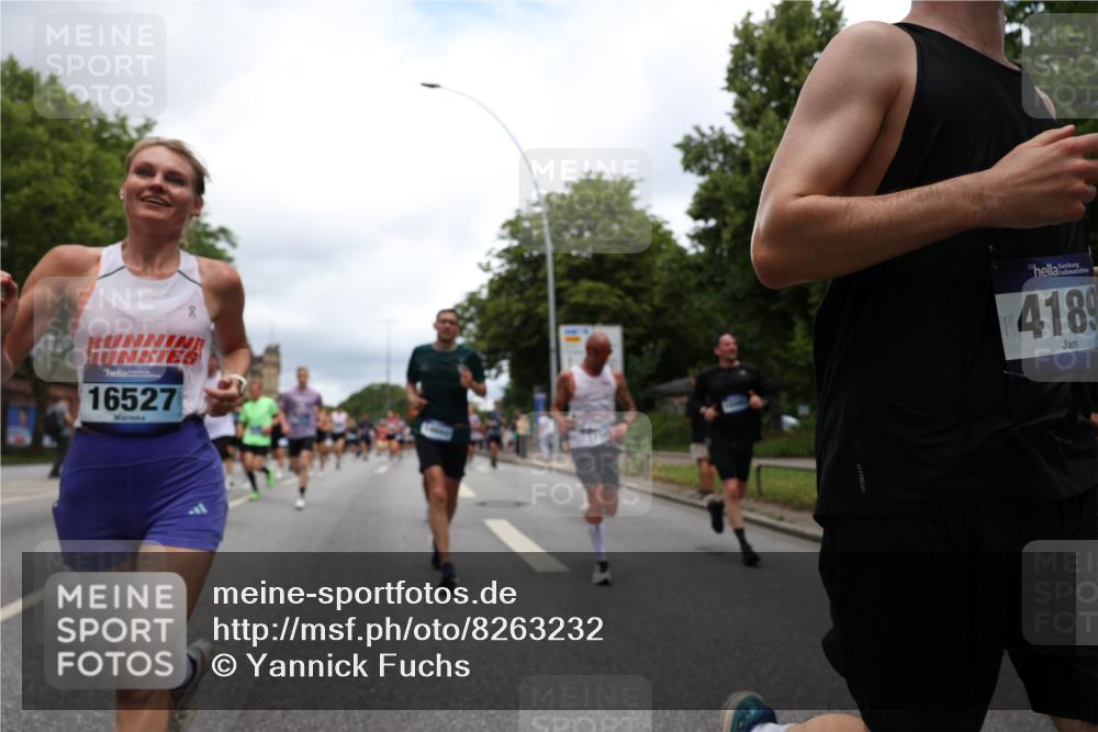 29.06.2025 - hella hamburg halbmarathon Yannick Fuchs http://msf.ph/oto/8263232 29.06.2025 10:48:42 20KM 1125, 1327, 1410, 1496, 1506, 1628, 2119, 2474, 2561, 2771, 2884, 2955, 3041, 3177, 3652, 3791, 3794, 3861, 3945, 4029, 4189, 4231, 4938, 5319, 6082, 6084, 6433, 6443, 6587, 6723, 8449, 8487, 8514, 8698, 8772, 8973, 9012, 9060, 9227, 10191, 10192, 10263, 10368, 10376, 11184, 11333, 11499, 11747, 11797, 11799, 11976, 12186, 12489, 12526, 12961, 13297, 13988, 14036, 14175, 14592, 14638, 14660, 14948, 15389, 15408, 15524, 15879, 16047, 17842, 18380 meine-sportfotos.de