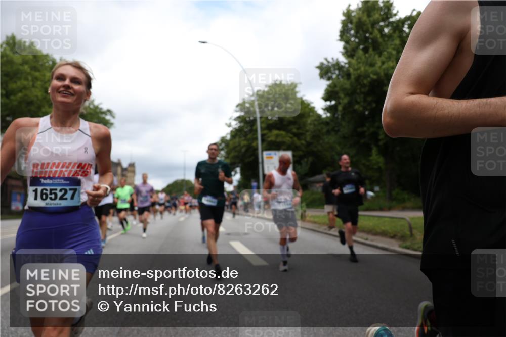29.06.2025 - hella hamburg halbmarathon Yannick Fuchs http://msf.ph/oto/8263262 29.06.2025 10:48:42 20KM 1125, 1327, 1410, 1496, 1506, 1628, 2119, 2474, 2561, 2771, 2884, 2955, 3041, 3177, 3652, 3791, 3794, 3861, 3945, 4029, 4189, 4231, 4938, 5319, 6082, 6084, 6433, 6443, 6587, 6723, 8449, 8487, 8514, 8698, 8772, 8973, 9012, 9060, 9227, 10191, 10192, 10263, 10368, 10376, 11184, 11333, 11499, 11747, 11797, 11799, 11976, 12186, 12489, 12526, 12961, 13297, 13988, 14036, 14175, 14592, 14638, 14660, 14948, 15389, 15408, 15524, 15879, 16047, 17842, 18380 meine-sportfotos.de