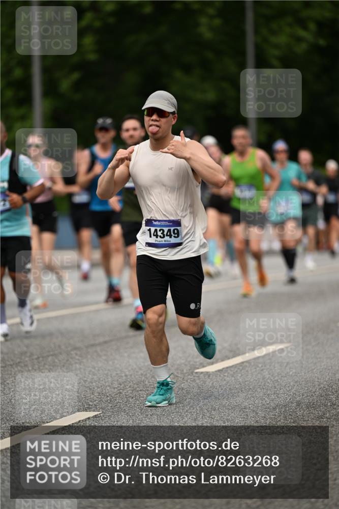 29.06.2025 - hella hamburg halbmarathon Dr. Thomas Lammeyer http://msf.ph/oto/8263268 29.06.2025 10:35:22 Kennedybrücke 1097, 1547, 1979, 2414, 2754, 2755, 2914, 3281, 3424, 3443, 4817, 5437, 5943, 6057, 6078, 6195, 6546, 6616, 6640, 6787, 7120, 7604, 7772, 8050, 8812, 8941, 9183, 10148, 10240, 10586, 11178 meine-sportfotos.de