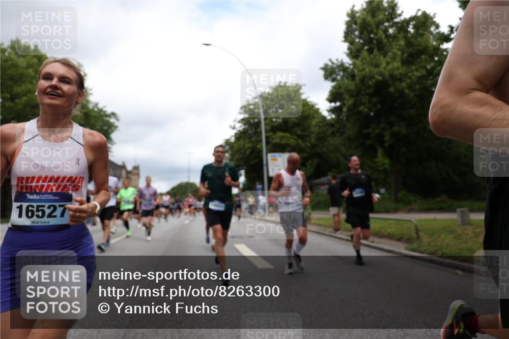 29.06.2025 - hella hamburg halbmarathon Yannick Fuchs http://msf.ph/oto/8263300 29.06.2025 10:48:42 20KM 1125, 1327, 1410, 1496, 1506, 1628, 2119, 2474, 2561, 2771, 2884, 2955, 3041, 3177, 3652, 3791, 3794, 3861, 3945, 4029, 4189, 4231, 4938, 5319, 6082, 6084, 6433, 6443, 6587, 6723, 8449, 8487, 8514, 8698, 8772, 8973, 9012, 9060, 9227, 10191, 10192, 10263, 10368, 10376, 11184, 11333, 11499, 11747, 11797, 11799, 11976, 12186, 12489, 12526, 12961, 13297, 13988, 14036, 14175, 14592, 14638, 14660, 14948, 15389, 15408, 15524, 15879, 16047, 17842, 18380 meine-sportfotos.de