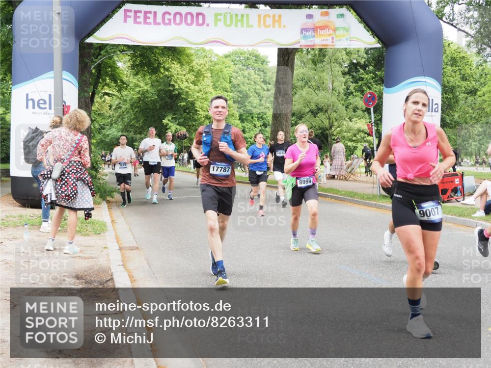 29.06.2025 - hella hamburg halbmarathon MichiJ http://msf.ph/oto/8263311 29.06.2025 10:54:11 Zwischen KM18-KM19 2628, 5605, 8398, 8999, 9007, 10196, 12912, 13042, 13857, 15993, 17787 meine-sportfotos.de