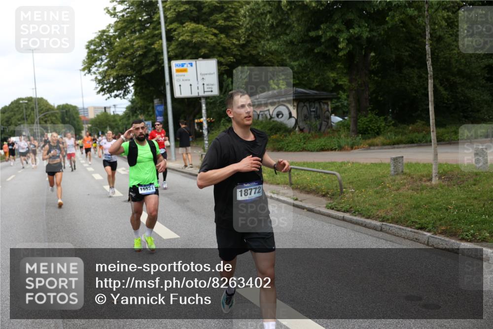 29.06.2025 - hella hamburg halbmarathon Yannick Fuchs http://msf.ph/oto/8263402 29.06.2025 10:36:32 20KM 1169, 1209, 1256, 1441, 1512, 1763, 1903, 1962, 2675, 3523, 5682, 5690, 5987, 6593, 6639, 7092, 7105, 7116, 7363, 8694, 9365, 10415, 11417, 12098, 12588, 13196, 13483, 13709, 14275, 14346, 15521, 15623, 15654, 15846, 15935, 16281, 17159, 17182, 17637, 17926, 18772, 19046 meine-sportfotos.de
