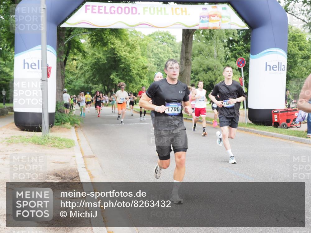 29.06.2025 - hella hamburg halbmarathon MichiJ http://msf.ph/oto/8263432 29.06.2025 10:30:11 Zwischen KM18-KM19 1441, 1570, 1700, 4823, 6550, 6721, 7035, 7116, 7432, 9547, 11417, 15247, 15521, 15623, 18004, 18772 meine-sportfotos.de