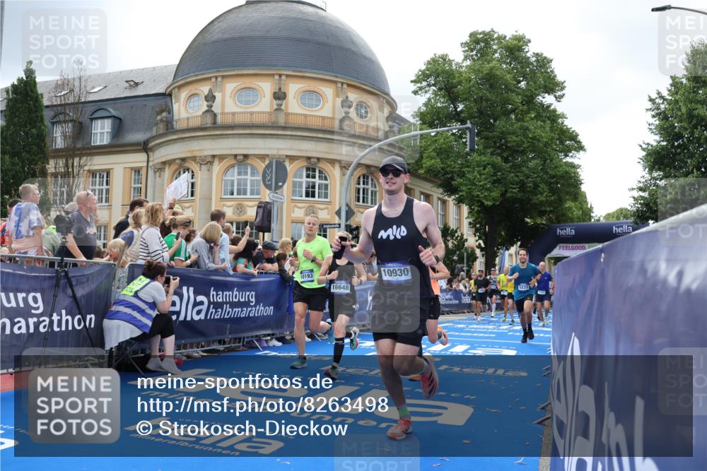29.06.2025 - hella hamburg halbmarathon Strokosch-Dieckow http://msf.ph/oto/8263498 29.06.2025 10:44:11 Ziel 1220, 1391, 1413, 1415, 2816, 3021, 4999, 5231, 5275, 5884, 7005, 8722, 9444, 9633, 10193, 10930, 12159, 12528, 13123, 14686, 14687, 15225, 15280, 16301, 16316, 16506, 16547, 16648, 16697, 16893, 17748, 18004, 18691 meine-sportfotos.de