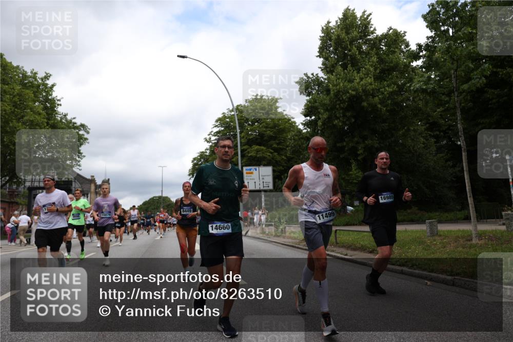 29.06.2025 - hella hamburg halbmarathon Yannick Fuchs http://msf.ph/oto/8263510 29.06.2025 10:48:43 20KM 1125, 1327, 1496, 1506, 1628, 2119, 2474, 2561, 2771, 2884, 2955, 3041, 3177, 3652, 3791, 3794, 3861, 3945, 4029, 4189, 4231, 4903, 4938, 5319, 6082, 6084, 6433, 6443, 6587, 6723, 8449, 8487, 8514, 8698, 8772, 8973, 9060, 9227, 10191, 10192, 10263, 10368, 10376, 11184, 11333, 11499, 11747, 11797, 11799, 11976, 12186, 12489, 12526, 12961, 13297, 13988, 14036, 14175, 14592, 14638, 14660, 14834, 14948, 15389, 15408, 15524, 15879, 16047, 17842, 18380 meine-sportfotos.de