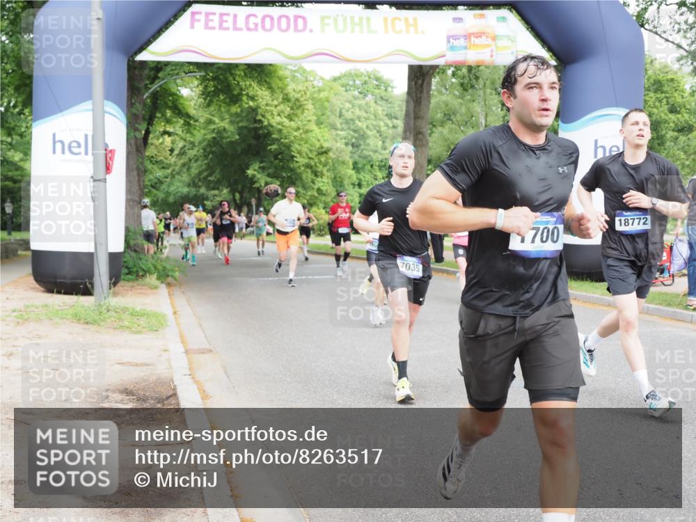 29.06.2025 - hella hamburg halbmarathon MichiJ http://msf.ph/oto/8263517 29.06.2025 10:30:12 Zwischen KM18-KM19 1441, 1570, 1700, 4823, 6550, 6721, 7035, 7432, 9547, 11417, 13725, 15247, 15521, 15623, 18004, 18772 meine-sportfotos.de