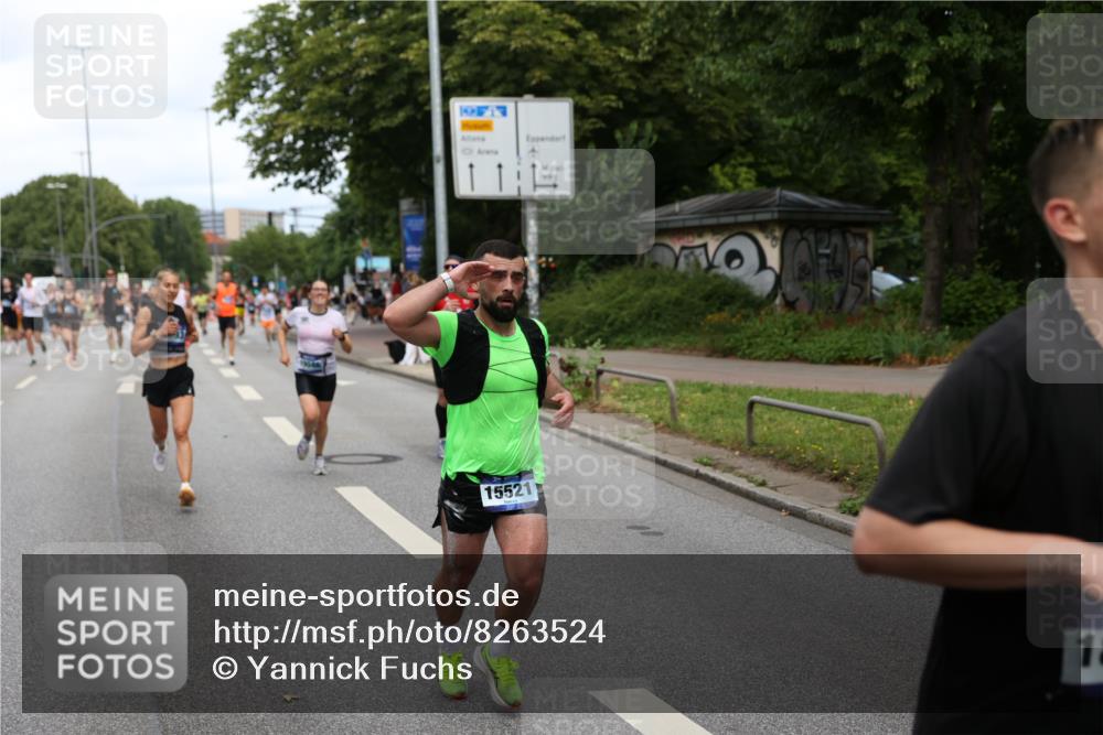 29.06.2025 - hella hamburg halbmarathon Yannick Fuchs http://msf.ph/oto/8263524 29.06.2025 10:36:32 20KM 1169, 1209, 1256, 1441, 1512, 1763, 1903, 1962, 2675, 3523, 5682, 5690, 5987, 6593, 6639, 7092, 7105, 7116, 7363, 8694, 9365, 10415, 11417, 12098, 12588, 13196, 13483, 13709, 14275, 14346, 15521, 15623, 15654, 15846, 15935, 16281, 17159, 17182, 17637, 17926, 18772, 19046 meine-sportfotos.de