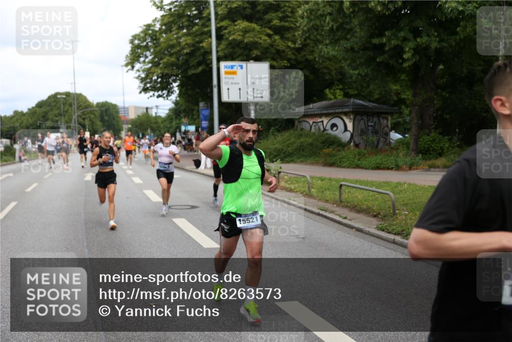 29.06.2025 - hella hamburg halbmarathon Yannick Fuchs http://msf.ph/oto/8263573 29.06.2025 10:36:32 20KM 1169, 1209, 1256, 1441, 1512, 1763, 1903, 1962, 2675, 3523, 5682, 5690, 5987, 6593, 6639, 7092, 7105, 7116, 7363, 8694, 9365, 10415, 11417, 12098, 12588, 13196, 13483, 13709, 14275, 14346, 15521, 15623, 15654, 15846, 15935, 16281, 17159, 17182, 17637, 17926, 18772, 19046 meine-sportfotos.de