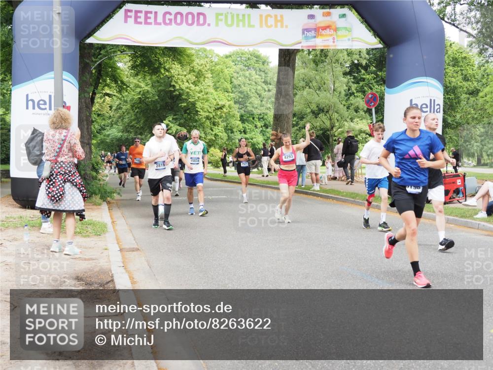29.06.2025 - hella hamburg halbmarathon MichiJ http://msf.ph/oto/8263622 29.06.2025 10:54:13 Zwischen KM18-KM19 2628, 4293, 5605, 8398, 8999, 9007, 10196, 10834, 15834, 15922, 15993, 17787 meine-sportfotos.de