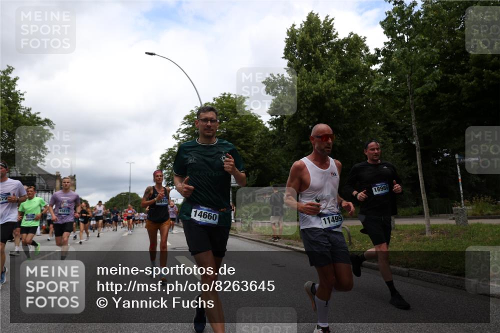 29.06.2025 - hella hamburg halbmarathon Yannick Fuchs http://msf.ph/oto/8263645 29.06.2025 10:48:43 20KM 1125, 1327, 1496, 1506, 1628, 2119, 2474, 2561, 2771, 2884, 2955, 3041, 3177, 3652, 3791, 3794, 3861, 3945, 4029, 4189, 4231, 4903, 4938, 5319, 6082, 6084, 6433, 6443, 6587, 6723, 8449, 8487, 8514, 8698, 8772, 8973, 9060, 9227, 10191, 10192, 10263, 10368, 10376, 11184, 11333, 11499, 11747, 11797, 11799, 11976, 12186, 12489, 12526, 12961, 13297, 13988, 14036, 14175, 14592, 14638, 14660, 14834, 14948, 15389, 15408, 15524, 15879, 16047, 17842, 18380 meine-sportfotos.de