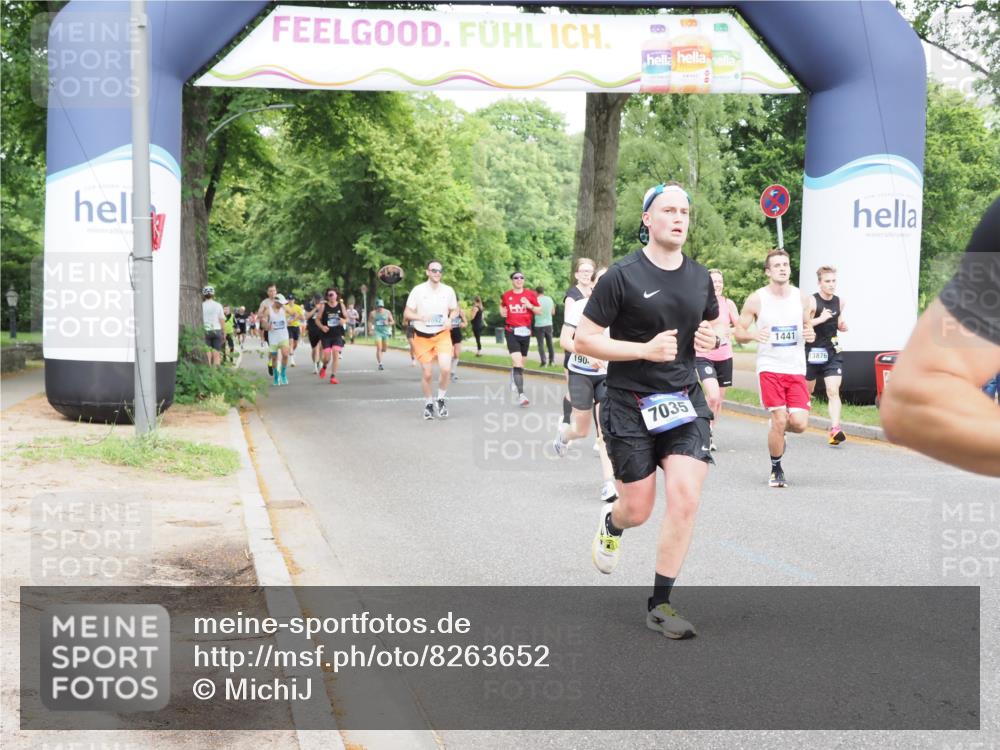 29.06.2025 - hella hamburg halbmarathon MichiJ http://msf.ph/oto/8263652 29.06.2025 10:30:13 Zwischen KM18-KM19 1441, 1570, 1700, 4823, 6550, 6721, 7035, 7432, 11417, 13725, 13876, 15247, 15521, 15623, 18772, 19046 meine-sportfotos.de