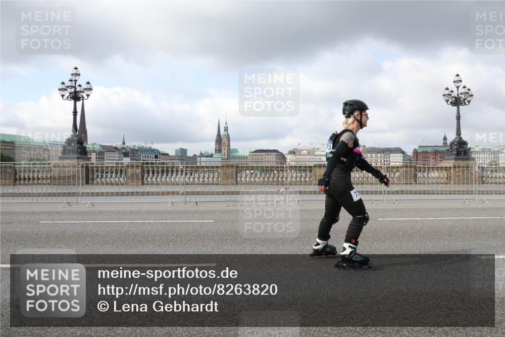 29.06.2025 - hella hamburg halbmarathon Lena Gebhardt http://msf.ph/oto/8263820 29.06.2025 09:03:59 Lombardsbrücke  meine-sportfotos.de
