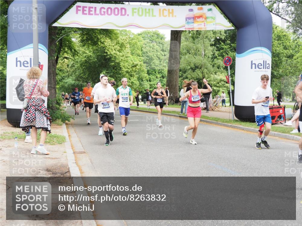 29.06.2025 - hella hamburg halbmarathon MichiJ http://msf.ph/oto/8263832 29.06.2025 10:54:14 Zwischen KM18-KM19 2628, 4293, 5605, 8398, 8999, 9007, 10196, 10834, 15834, 15922, 15993, 17787 meine-sportfotos.de