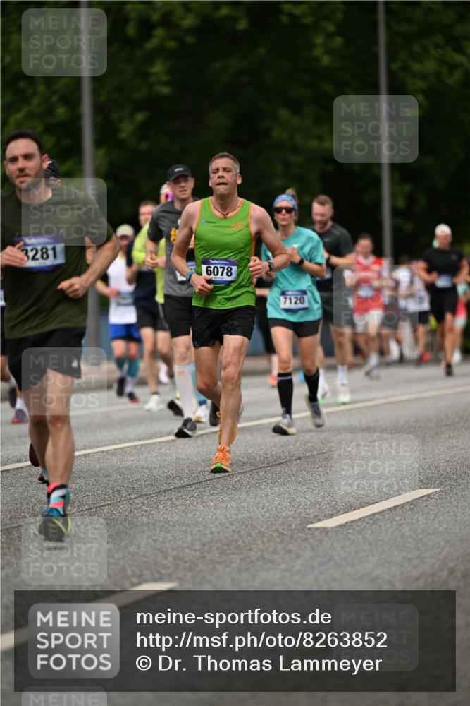 29.06.2025 - hella hamburg halbmarathon Dr. Thomas Lammeyer http://msf.ph/oto/8263852 29.06.2025 10:35:25 Kennedybrücke 1097, 1547, 1844, 1979, 2414, 2754, 2755, 2914, 3281, 3396, 3424, 3443, 3571, 3681, 4817, 5165, 5437, 5943, 5965, 6057, 6078, 6160, 6195, 6546, 6573, 6616, 6640, 6787, 7120, 7604, 7772, 8050, 8806, 8812, 8941, 9183, 10148, 10240, 10586, 11178 meine-sportfotos.de