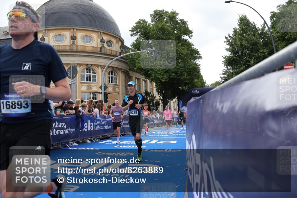 29.06.2025 - hella hamburg halbmarathon Strokosch-Dieckow http://msf.ph/oto/8263889 29.06.2025 10:44:19 Ziel 1057, 1220, 1413, 1415, 1902, 4310, 4691, 5275, 5884, 7005, 7191, 8722, 9444, 12159, 12327, 12528, 14687, 15225, 16301, 16316, 16547, 16803, 16893, 18691, 18806 meine-sportfotos.de