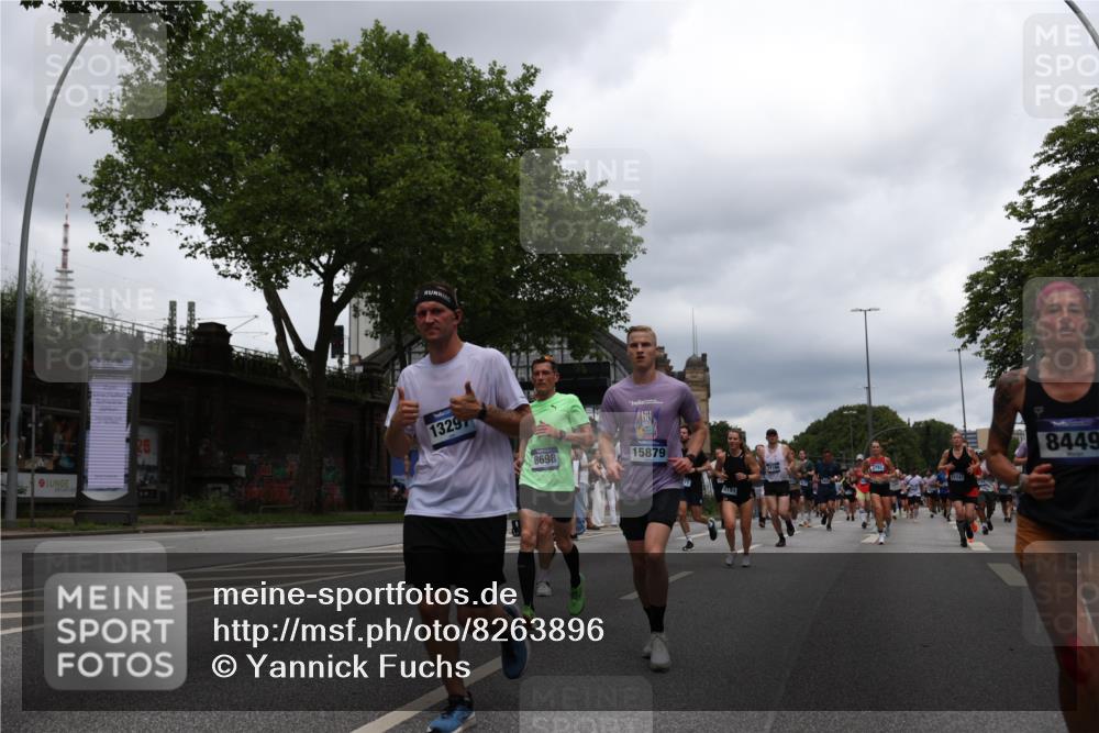 29.06.2025 - hella hamburg halbmarathon Yannick Fuchs http://msf.ph/oto/8263896 29.06.2025 10:48:44 20KM 1125, 1327, 1496, 1506, 1628, 2119, 2474, 2561, 2771, 2884, 2955, 3041, 3177, 3652, 3791, 3794, 3861, 3945, 4029, 4189, 4231, 4903, 4938, 5319, 6082, 6084, 6433, 6443, 6587, 6723, 8449, 8487, 8514, 8698, 8772, 8973, 9060, 9227, 10191, 10192, 10263, 10368, 10376, 11184, 11333, 11499, 11747, 11797, 11799, 11976, 12186, 12526, 12961, 13297, 13988, 14036, 14175, 14592, 14638, 14660, 14834, 14948, 15389, 15408, 15524, 15879, 16047, 17842, 18380 meine-sportfotos.de