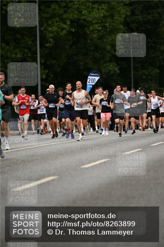29.06.2025 - hella hamburg halbmarathon Dr. Thomas Lammeyer http://msf.ph/oto/8263899 29.06.2025 10:35:26 Kennedybrücke 1097, 1547, 1844, 1979, 2414, 2754, 2755, 2914, 3281, 3396, 3424, 3443, 3571, 3681, 4817, 4953, 5165, 5437, 5846, 5943, 5965, 6057, 6078, 6160, 6546, 6573, 6640, 6787, 7120, 7604, 7772, 8050, 8806, 8812, 8941, 9104, 9183, 10148, 10240, 10586, 11178 meine-sportfotos.de