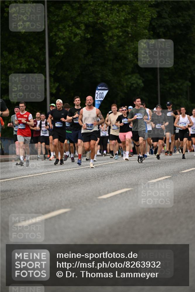29.06.2025 - hella hamburg halbmarathon Dr. Thomas Lammeyer http://msf.ph/oto/8263932 29.06.2025 10:35:26 Kennedybrücke 1097, 1547, 1844, 1979, 2414, 2754, 2755, 2914, 3281, 3396, 3424, 3443, 3571, 3681, 4817, 4953, 5165, 5437, 5846, 5943, 5965, 6057, 6078, 6160, 6546, 6573, 6640, 6787, 7120, 7604, 7772, 8050, 8806, 8812, 8941, 9104, 9183, 10148, 10240, 10586, 11178 meine-sportfotos.de