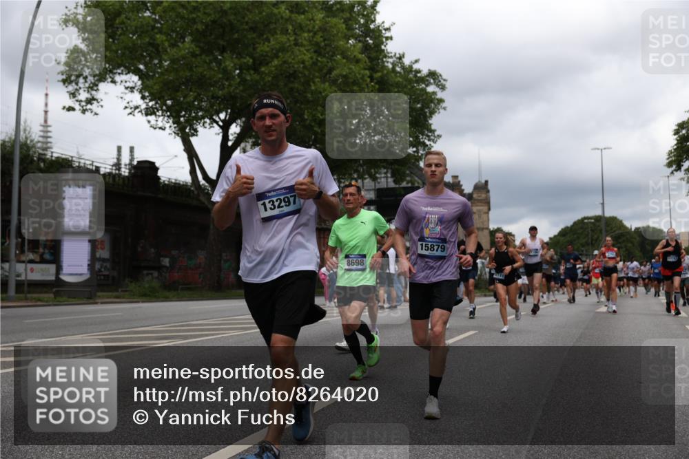 29.06.2025 - hella hamburg halbmarathon Yannick Fuchs http://msf.ph/oto/8264020 29.06.2025 10:48:44 20KM 1125, 1327, 1496, 1506, 1628, 2119, 2474, 2561, 2771, 2884, 2955, 3041, 3177, 3652, 3791, 3794, 3861, 3945, 4029, 4189, 4231, 4903, 4938, 5319, 6082, 6084, 6433, 6443, 6587, 6723, 8449, 8487, 8514, 8698, 8772, 8973, 9060, 9227, 10191, 10192, 10263, 10368, 10376, 11184, 11333, 11499, 11747, 11797, 11799, 11976, 12186, 12526, 12961, 13297, 13988, 14036, 14175, 14592, 14638, 14660, 14834, 14948, 15389, 15408, 15524, 15879, 16047, 17842, 18380 meine-sportfotos.de